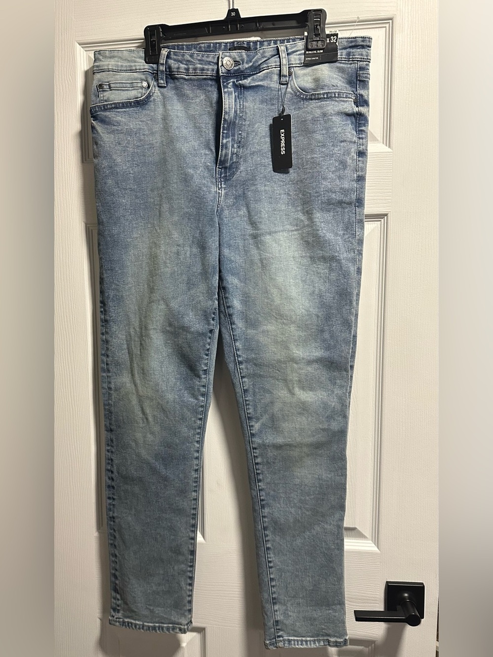 Express Men's Skinny Jeans in Light Blue Wash